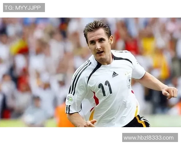 足球明星风格时尚人物造型展示尽显运动魅力与个性魅力 足球明星风格时尚人物造型展示尽显运动魅力与个性魅力