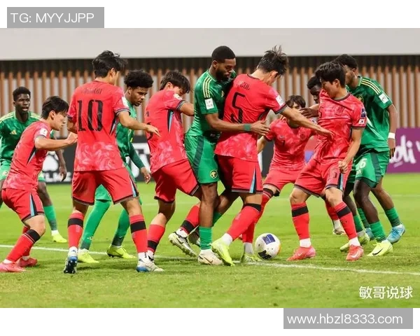 足球明星遭遇围殴事件引发公众关注球迷与明星之间的关系再度引发热议 足球明星遭遇围殴事件引发公众关注球迷与明星之间的关系再度引发热议